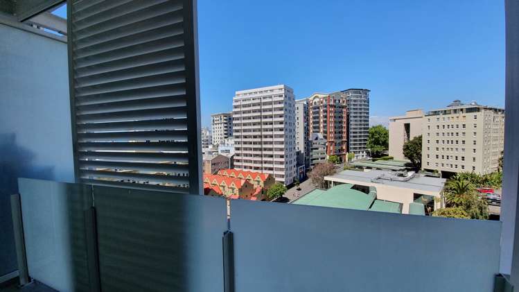 822/10 Waterloo Quadrant Auckland Central_13