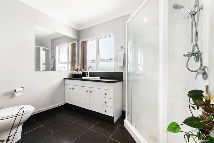7 Greenbrooke Drive Flat Bush_4