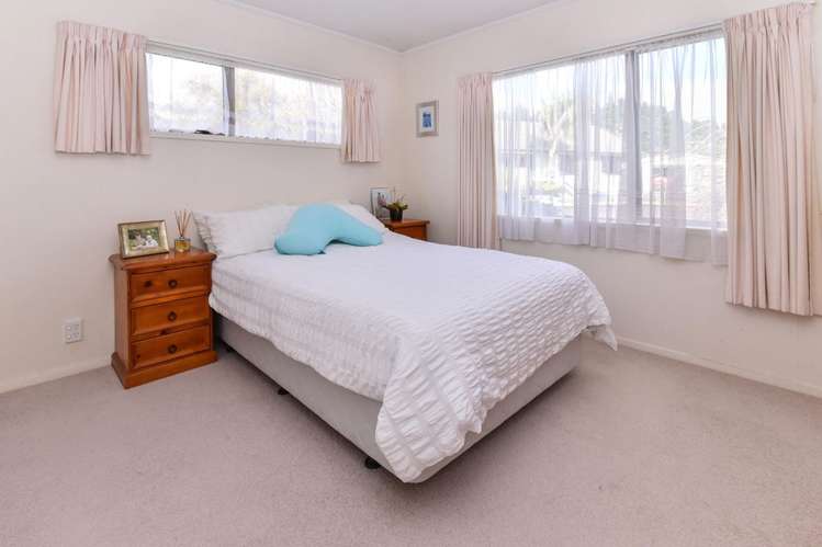 18 Pinehurst Place Wattle Downs_6