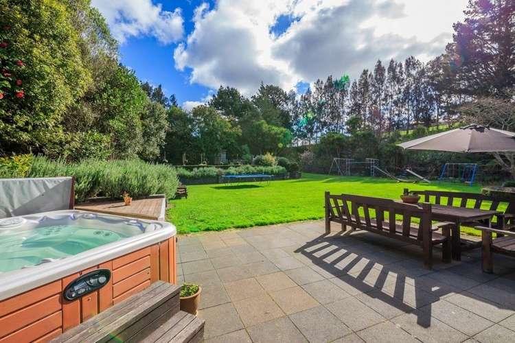 256 State Highway 16 Kumeu_6