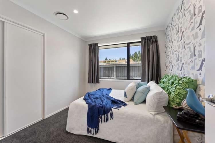 4 Kohunga Crescent Bottle Lake_15