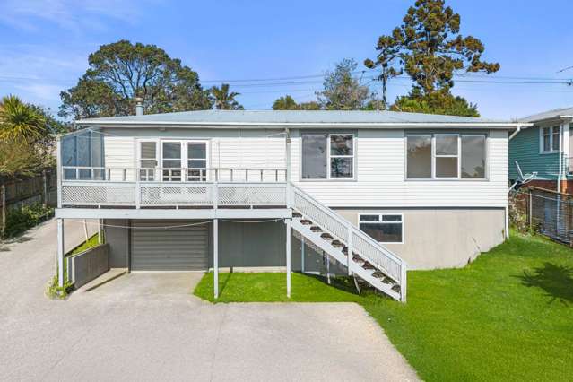 Rangitoto Zone – Do-Up Home