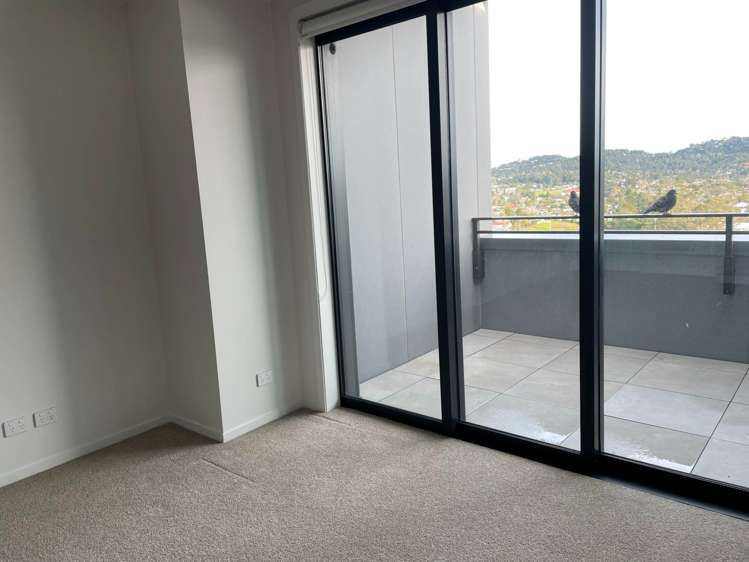 807/8 Waikumete Road Glen Eden_5
