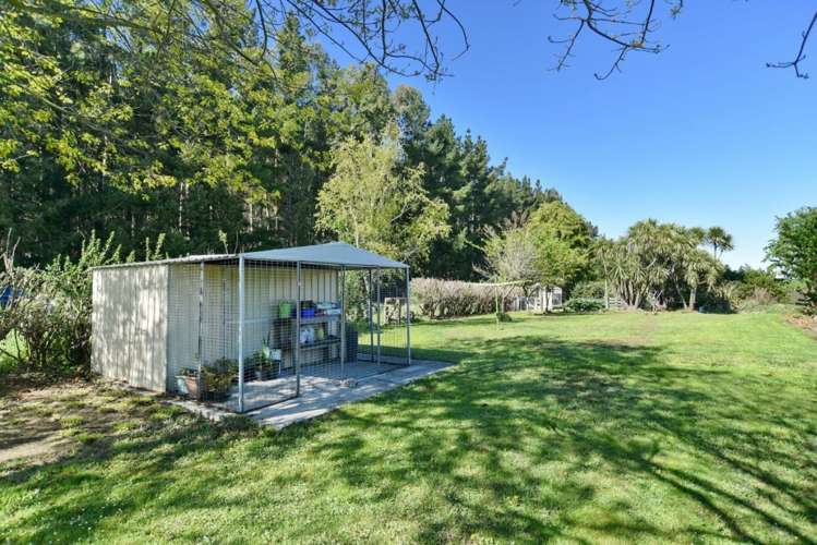 606 Pesters Road West Eyreton_34