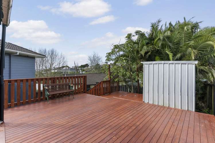 12 Landsdale Place Massey_21