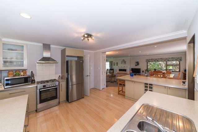 22 Aintree Crescent Awapuni_3