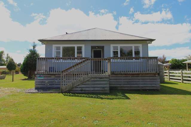 Rangataua Three Bedroom Fully Furnished Home