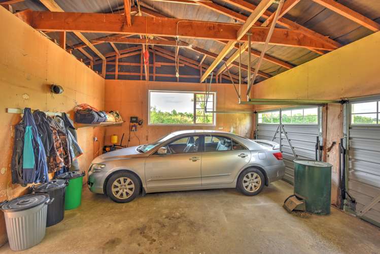 349 Oteramika Road Seaward Bush_18