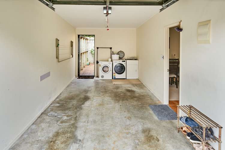 7 Futuna Close Karori_12