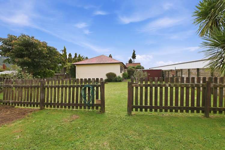 15 Mahanga Road Fairy Springs_18