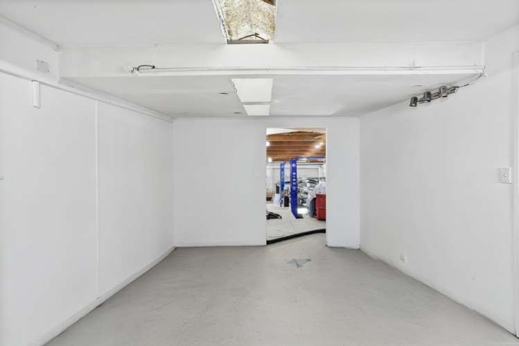 2/35-39 View Road Wairau Valley_5