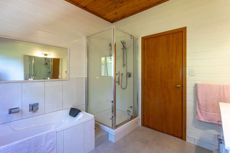 124 Titiro Place Onemana_10