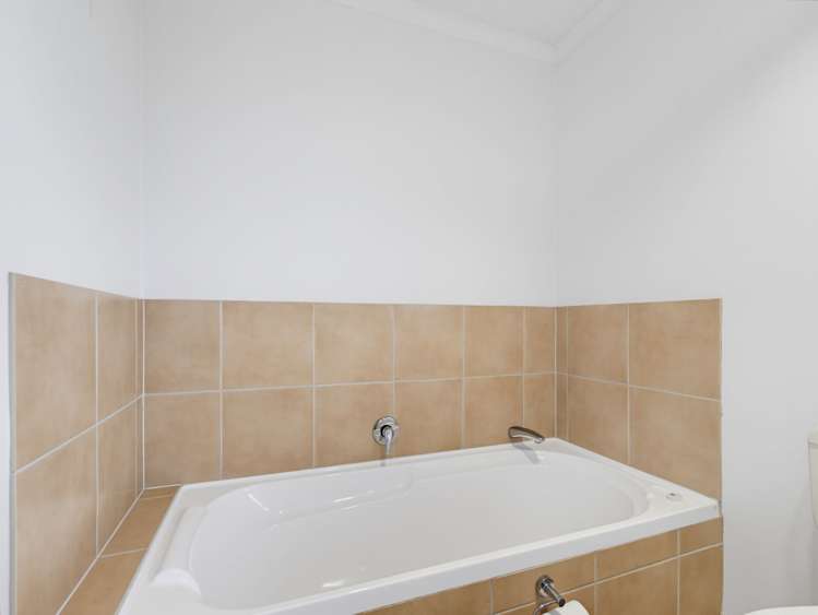 46 Riverside Drive Waiuku_23