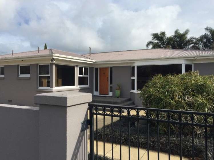 735 River Road Chartwell_28