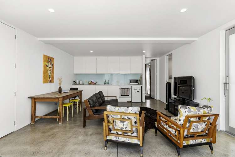 8 Yarborough Street St Marys Bay_27
