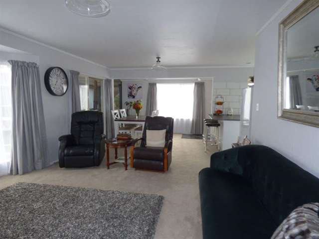 65 Gradara Avenue Otorohanga_1