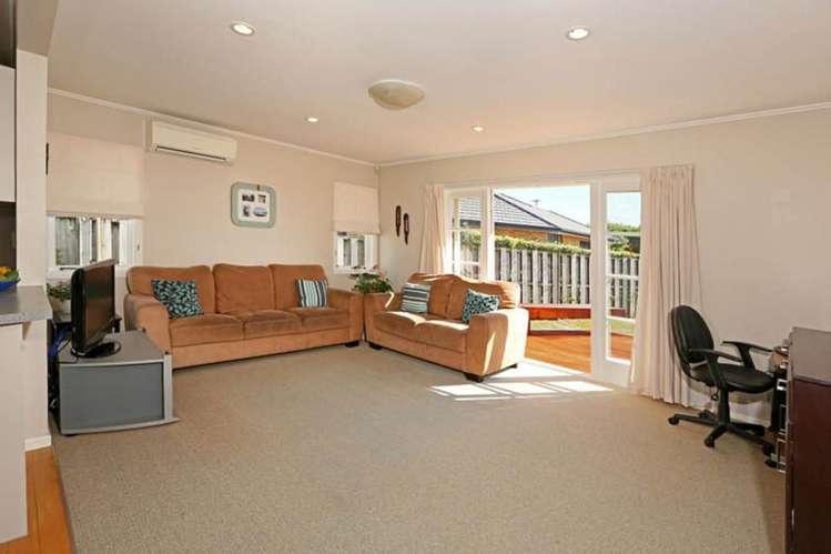 3 Brookfield Road Te Atatu Peninsula_3