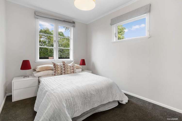 2/130 Edmonton Road Te Atatu South_8