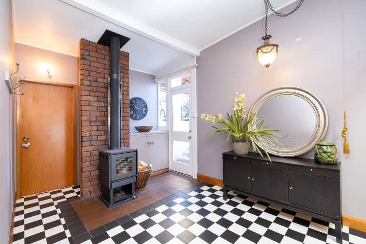 7 Cobden Lane Bluff Hill_10