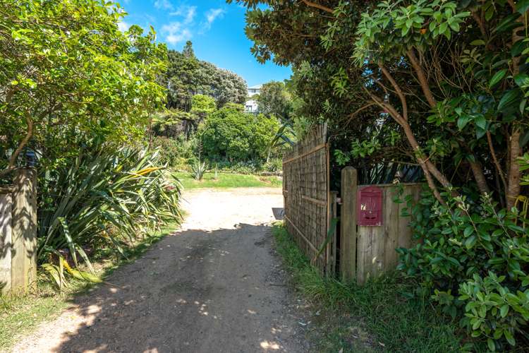 5 Beatty Parade Surfdale_13