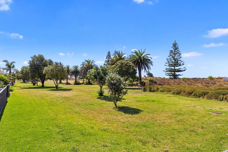 1127 Papamoa Beach Road Papamoa_24