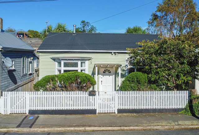 Charming Modernised Cottage