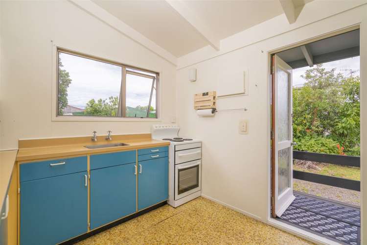 27 Hornsea Road Tairua_10