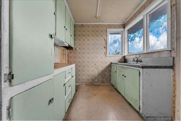 12 Ozich Avenue Te Atatu South_6