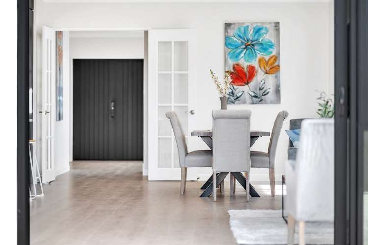 19 Dungloe Avenue Flat Bush_33