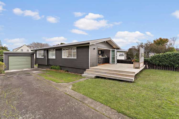 1/6 Mcleod Road Manurewa_16