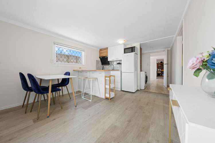 77 Triangle Road Massey_9