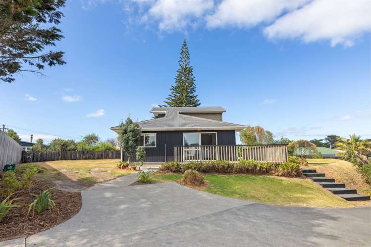 16A Karaka Street Otaki Beach_21
