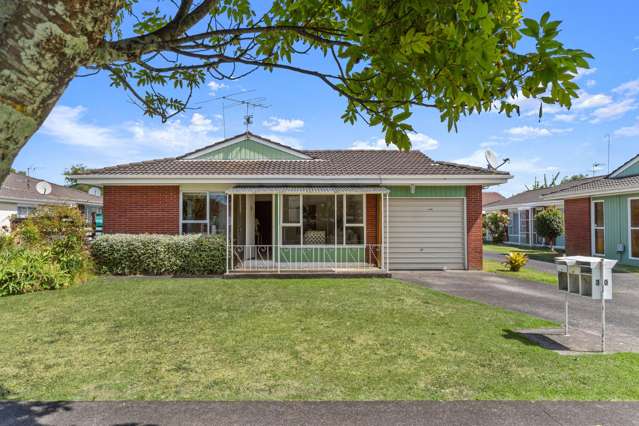 Affordable Sandringham with Upside