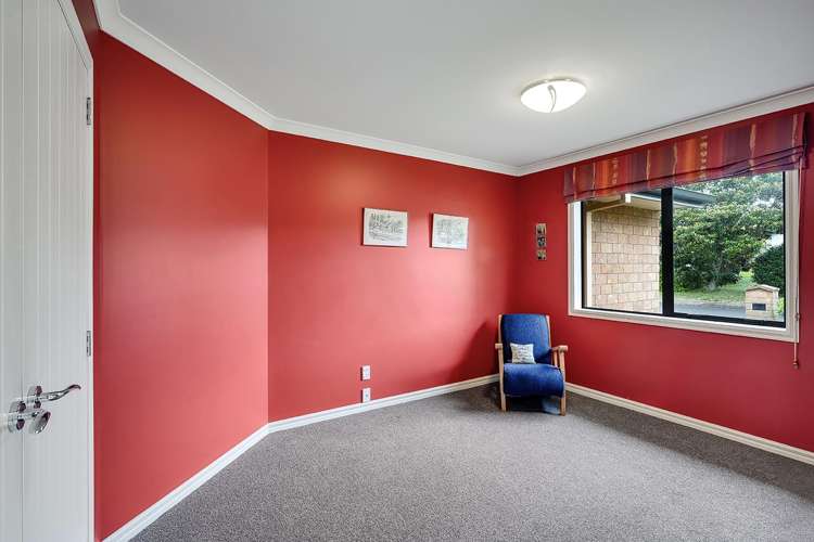 4 Iain Court Rototuna_22