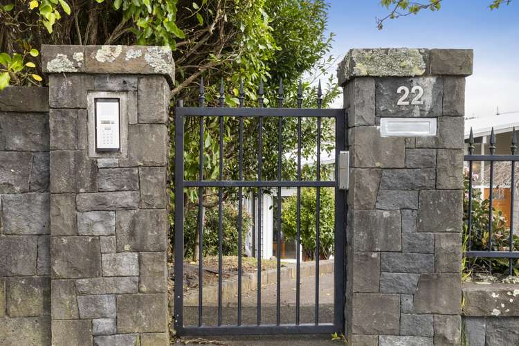 22 Gwenand Place Botany Downs_5