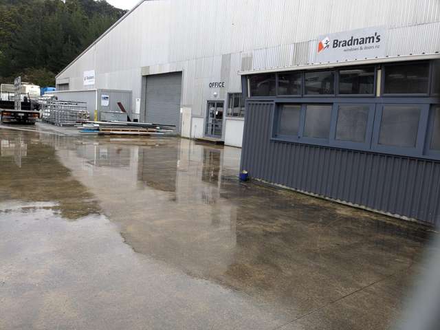 Large Industrial in Brewtown.  Upper Hutt