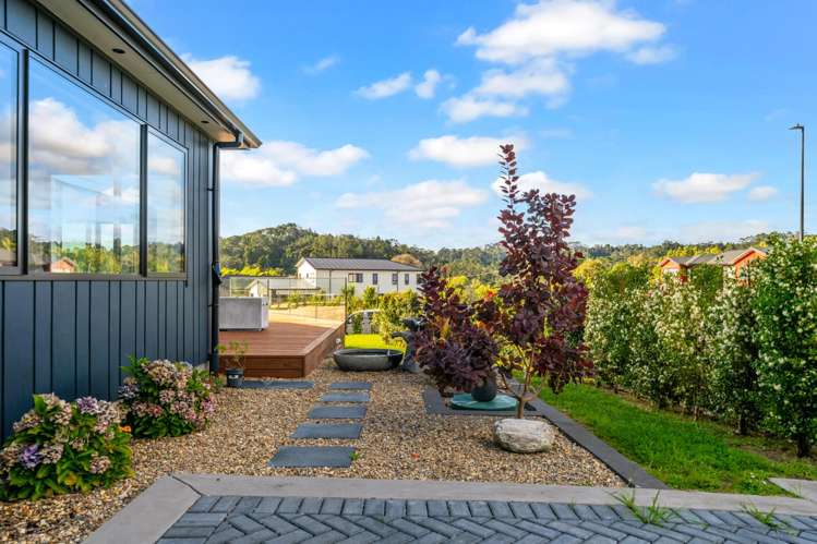 6 Wheki Place Swanson_28