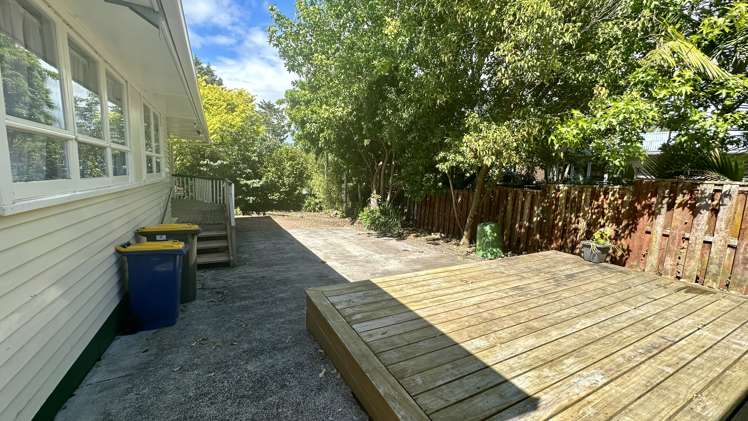 13 Lucinda Place Glen Eden_17