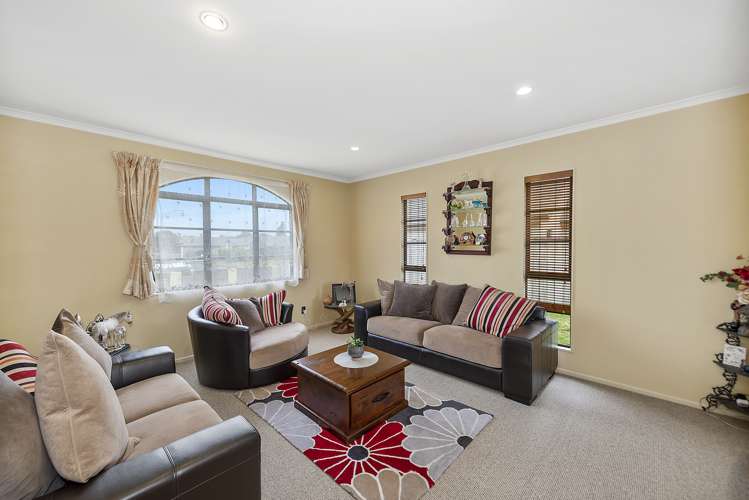 57 Cairns Crescent Rototuna_3