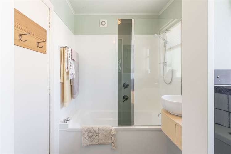 21 Corhampton Street Aranui_11