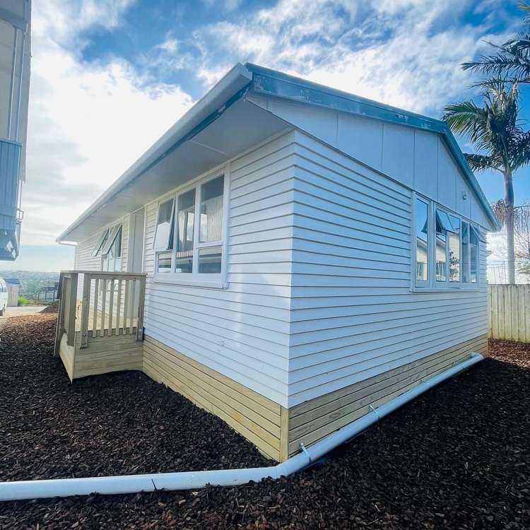 13 Chatsworth Crescent Pakuranga Heights_4