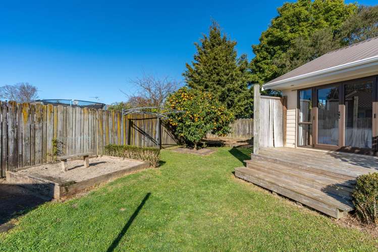 11 Hilliard Place Leamington_15