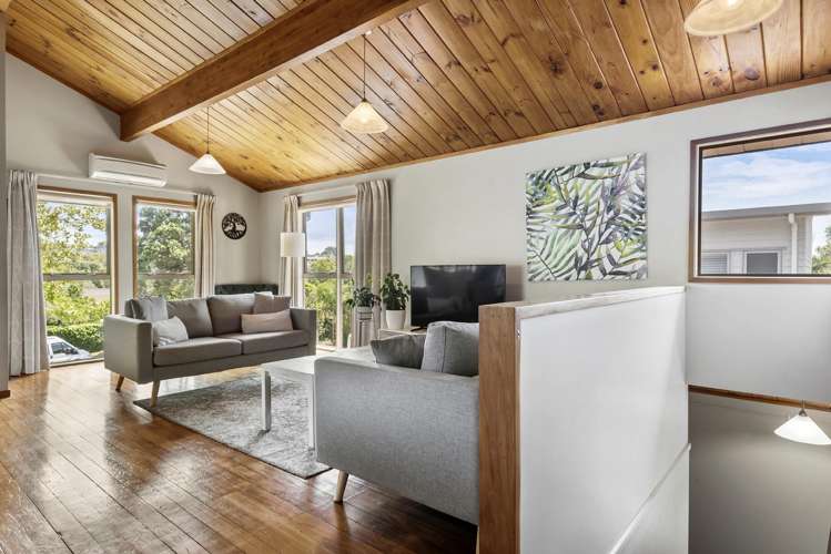 22 Surville Place Mairangi Bay_32