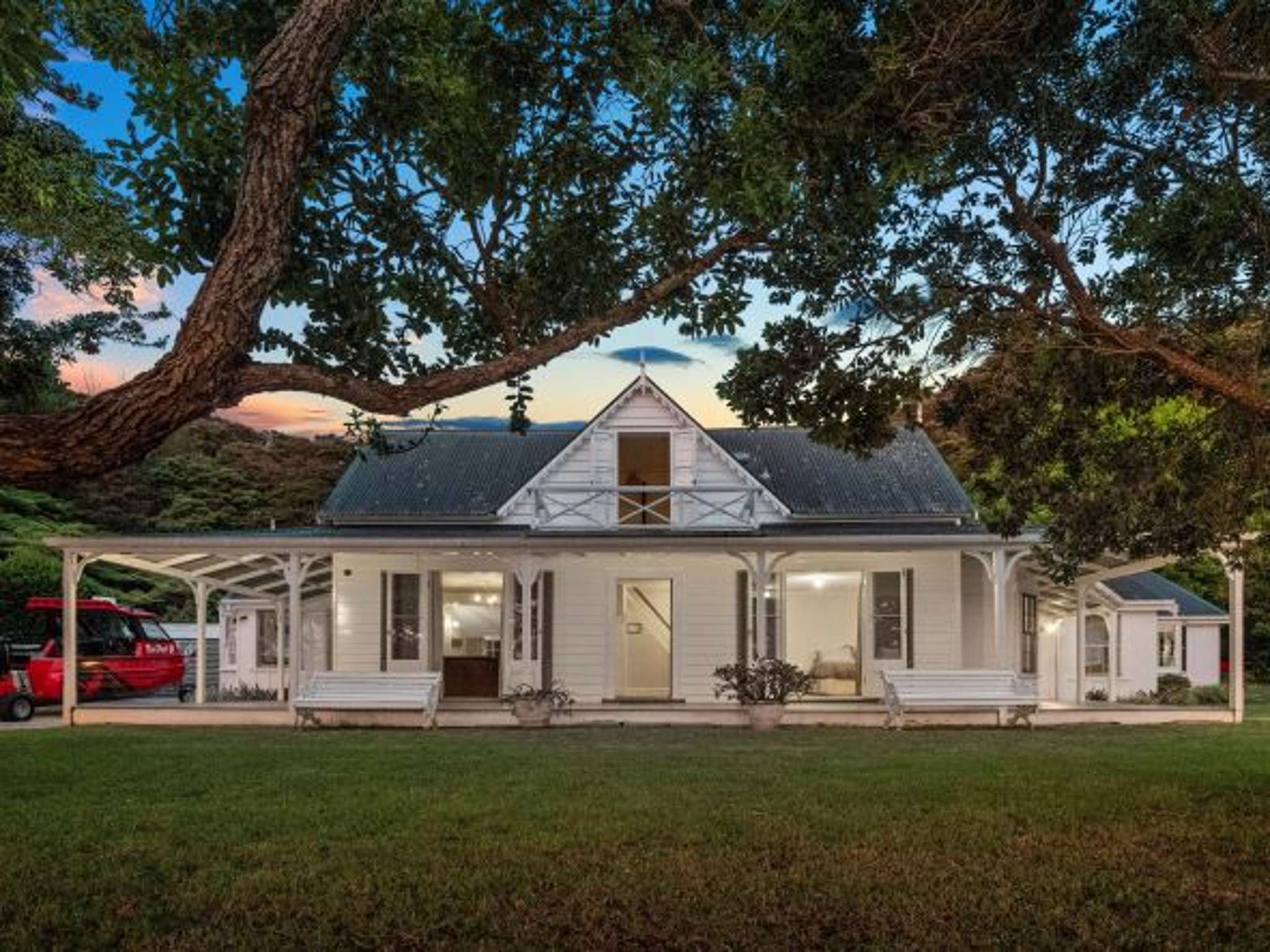 Iconic settler’s home by the water in Russell for sale