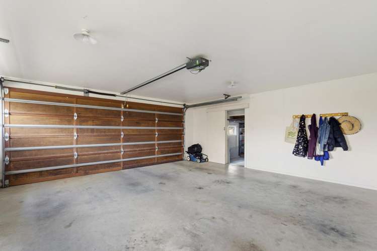 25 Kelvin Place Hamilton East_21