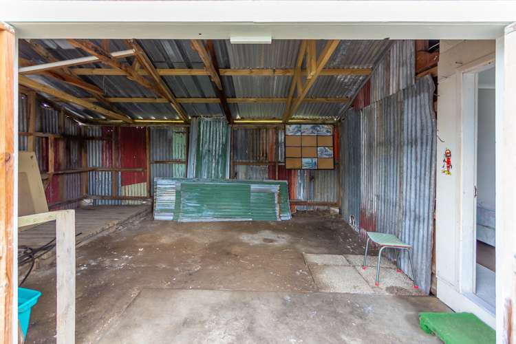 5 Gribbin Street Awakino_15