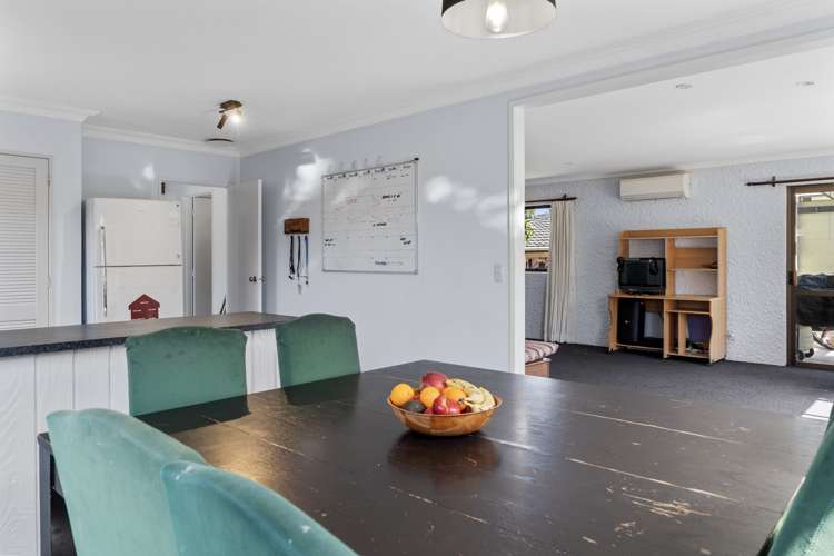 283 Welcome Bay Road Welcome Bay_6