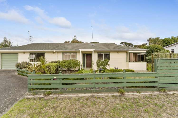 41 Koromiko Street Otaki Beach_20
