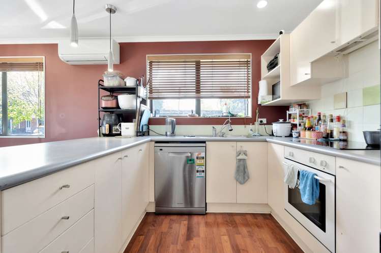 2/127 Coronation Road Papatoetoe_8