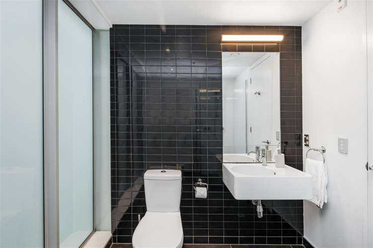 1a/42 Cable Street Te Aro_16